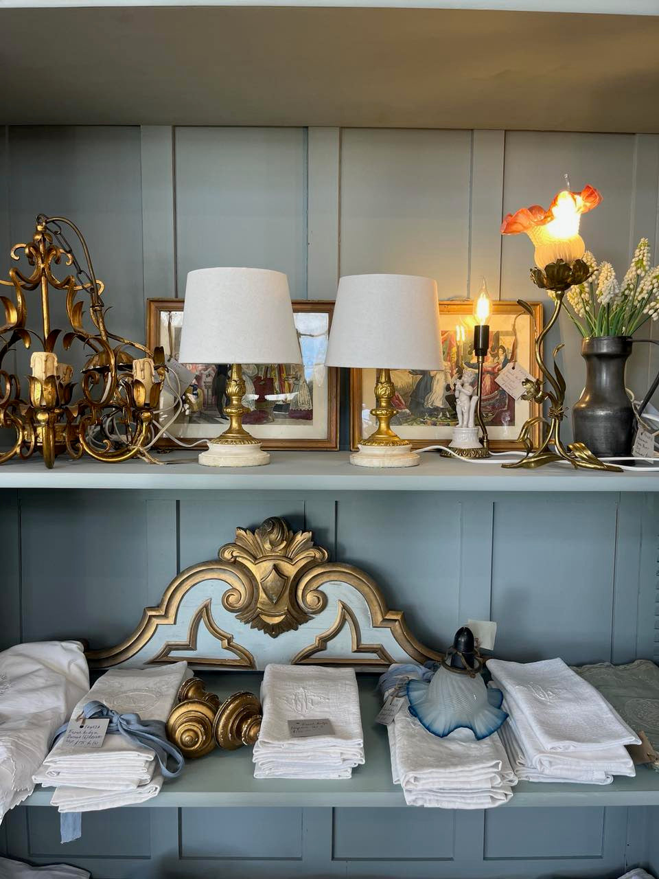 fa4424 Pair , French antique lampstand and shade