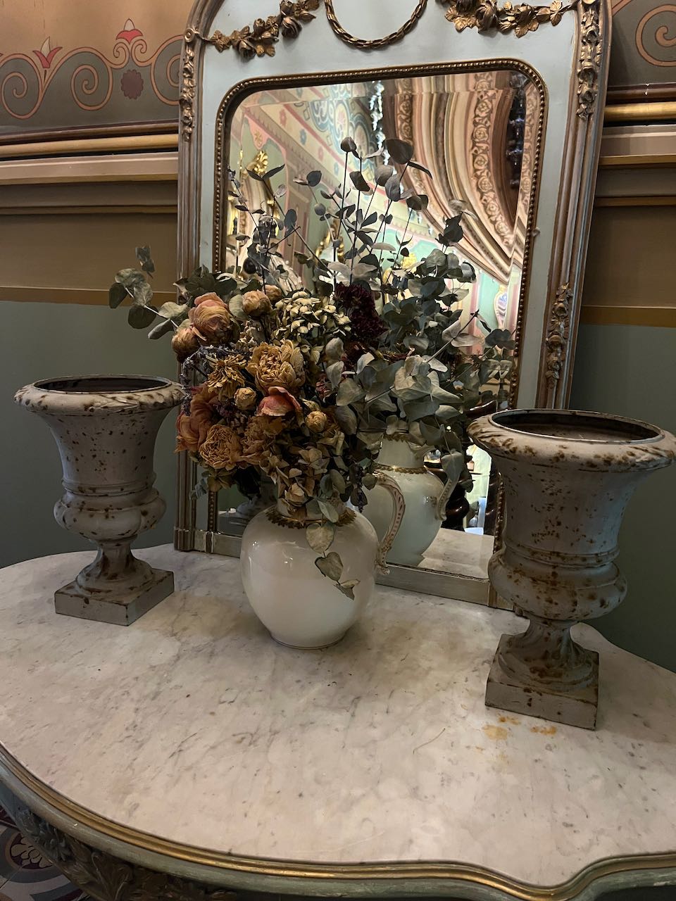 fa4720 A pair of Beautiful french, art nouveau urns, 19th century