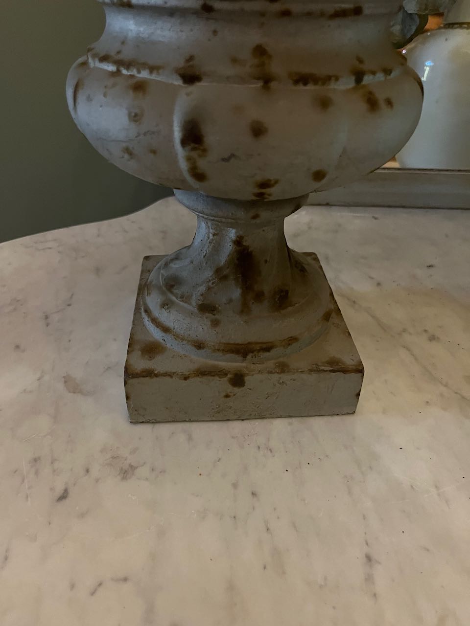 fa4720 A pair of Beautiful french, art nouveau urns, 19th century