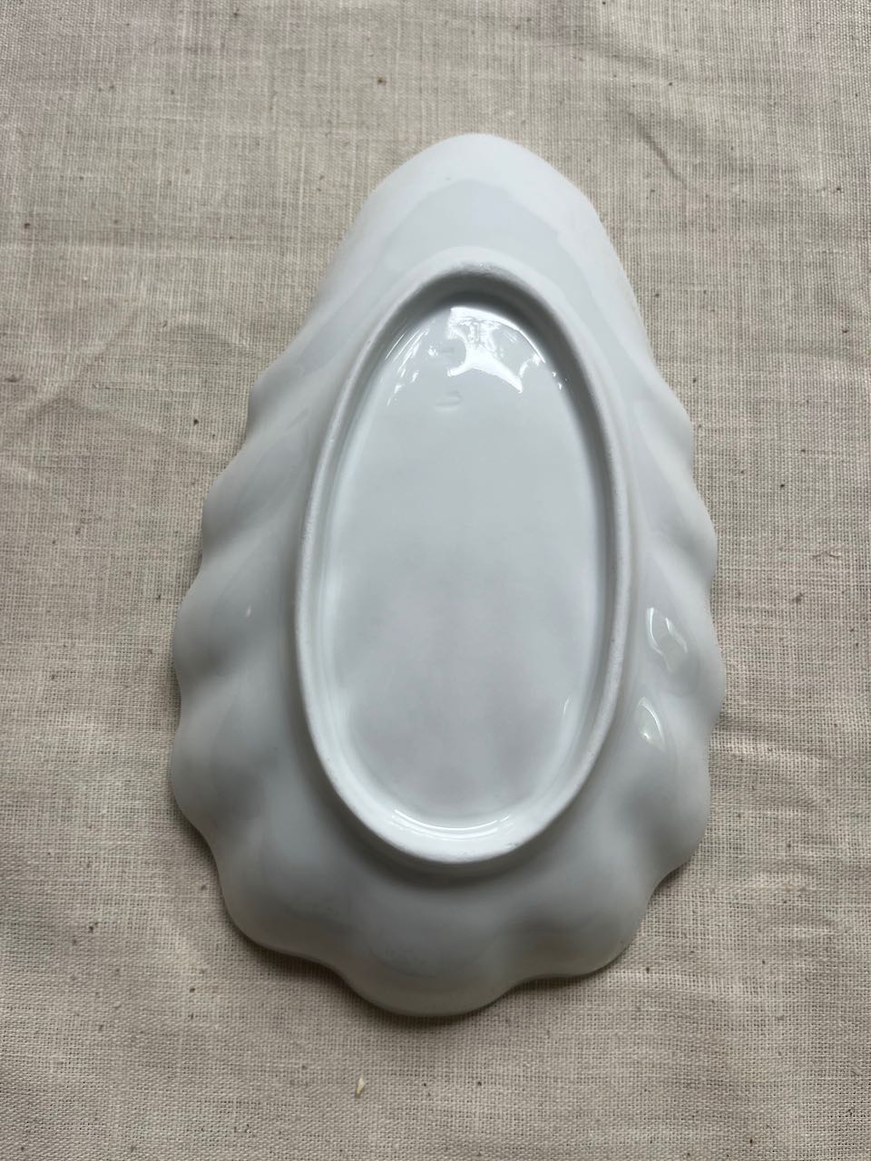 fa846 Large shell French antique serving dish