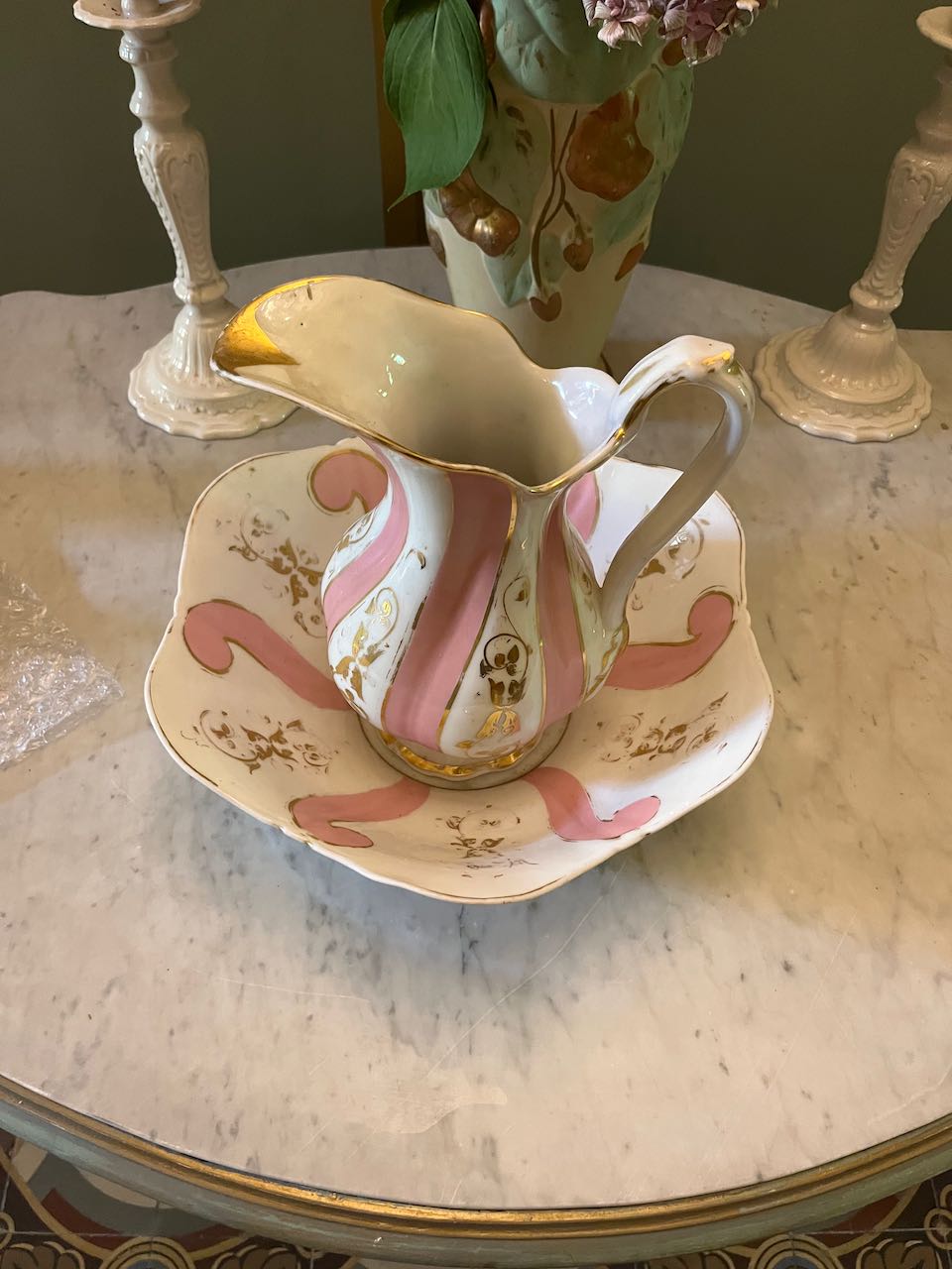 fa4303 Fench antique pink and white jug and bowl
