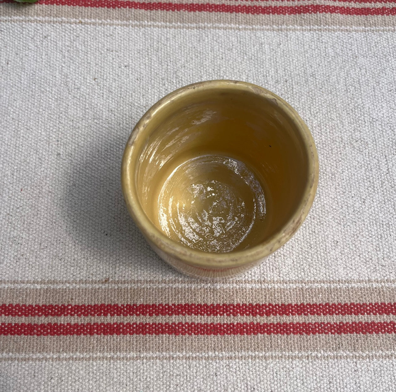 fa522 Buttery coloured Cermaic antique confiture (jam) pot, each