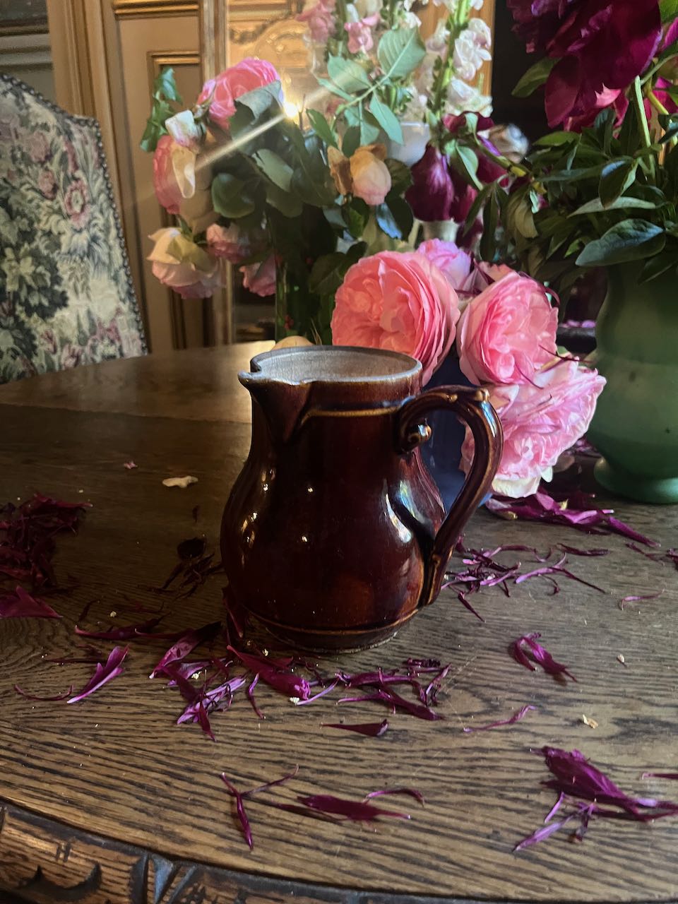 fa527 Treacle coloured French antique milk jug