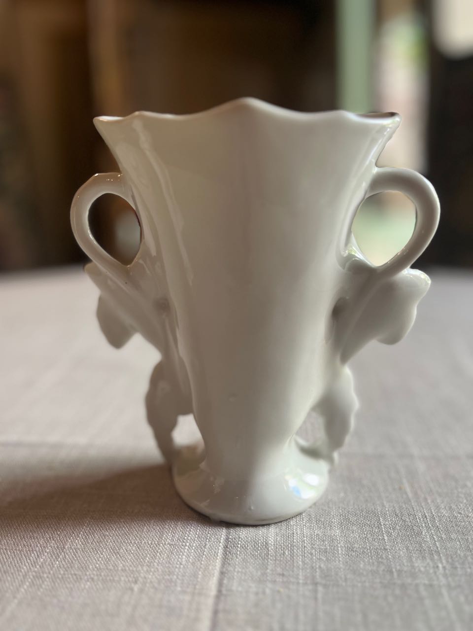 fa627 Small French Antique floral wedding vase