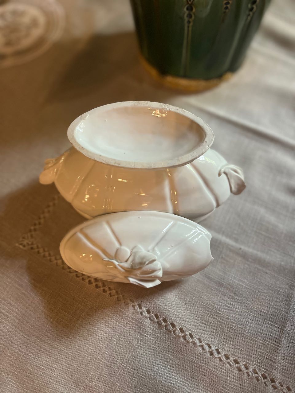 fa633 small white oval lidded serving bowl with rosebud top