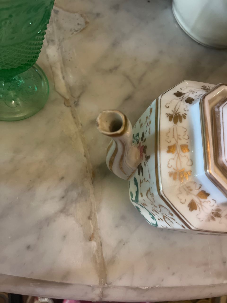 fa651 tea pot med , hand painted with gold pink/blue detail