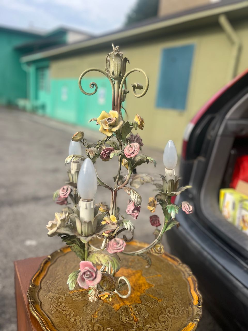 fa735 Floral Chandelier with porcelain roses, Italy, rewired