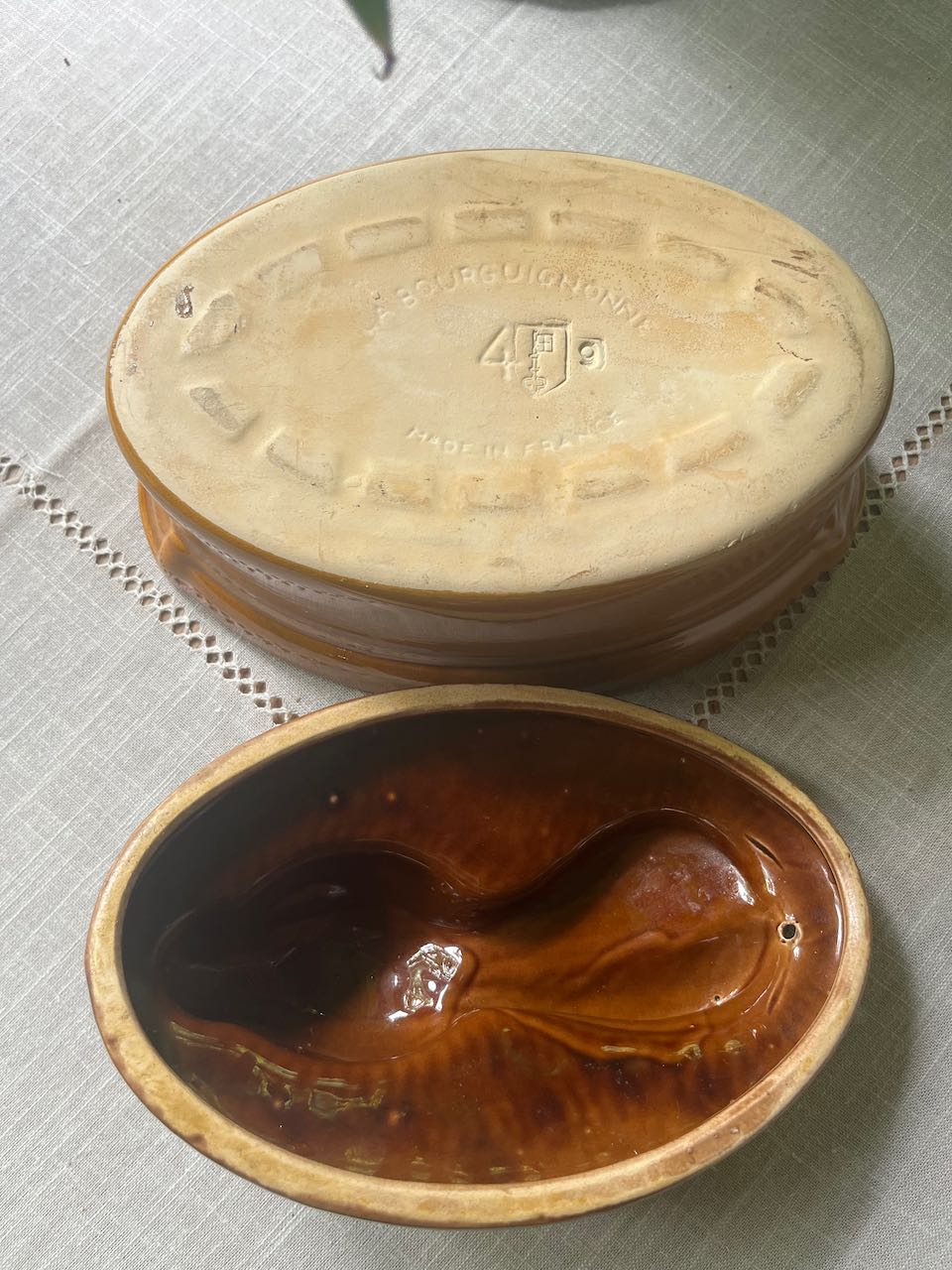 fa708 Rabbit Tureen, french vintage