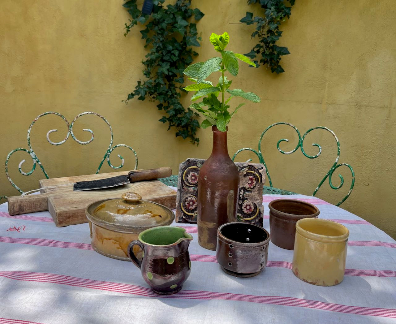 fa4630 French antique tile