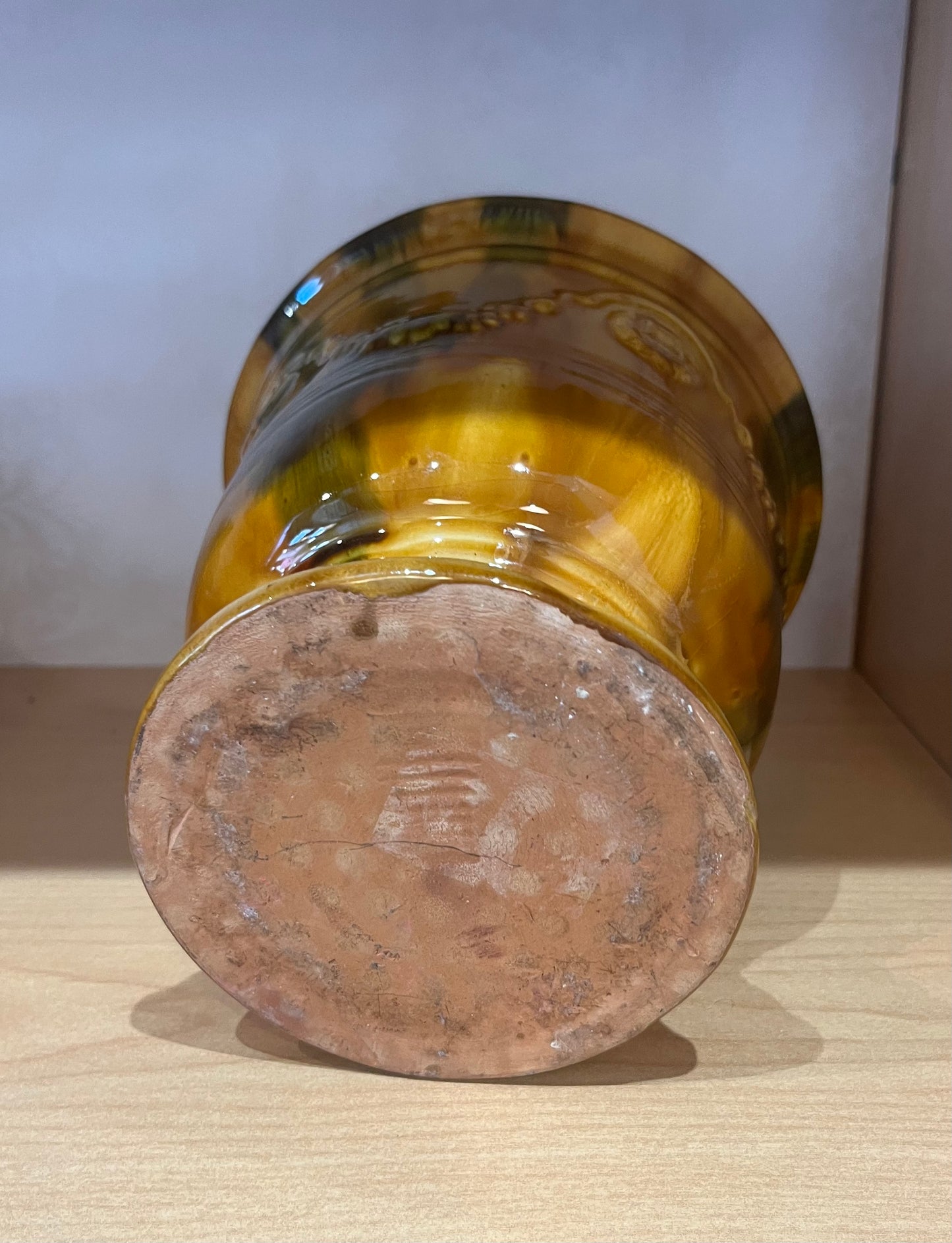 Small French anduze style urn