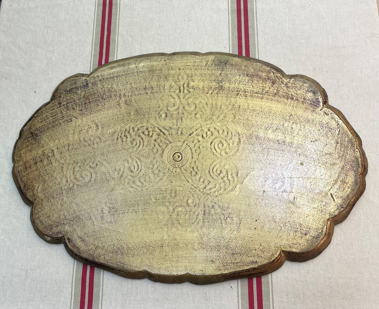 fa647 Italian vintage  gold tray, resin