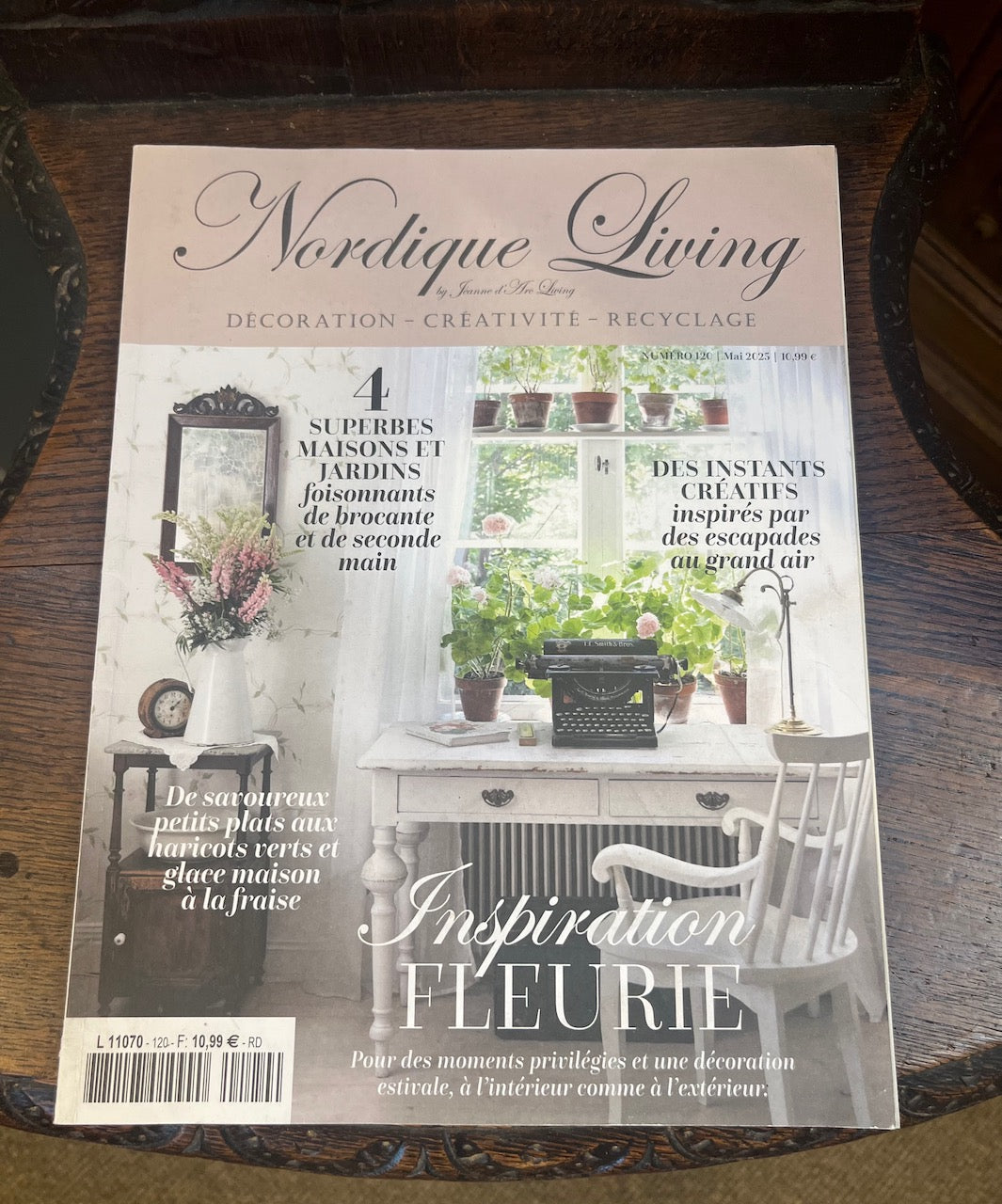 fa892 Nordique living magazine. have 4