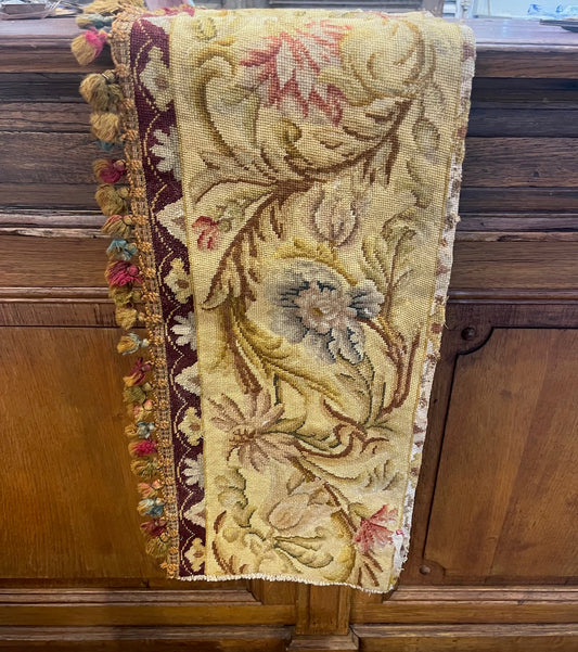fa926 Long piece of antique french tapestry with tassel edging/