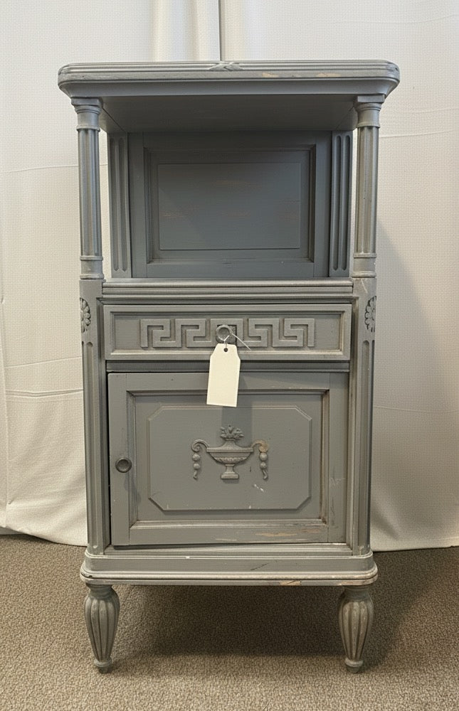 fa567 Antique French Bedside