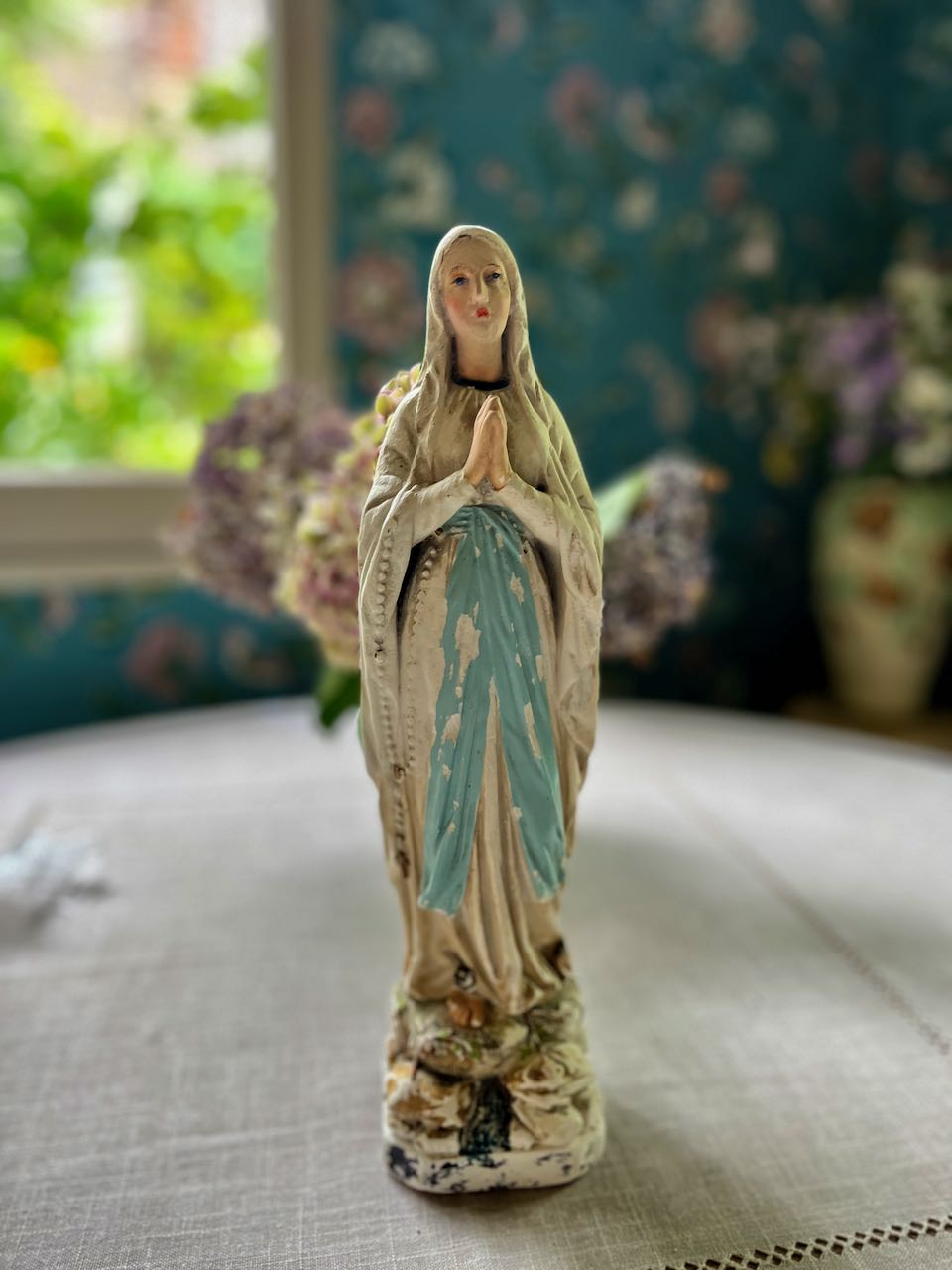 fa797 Plaster french vintage Madonna