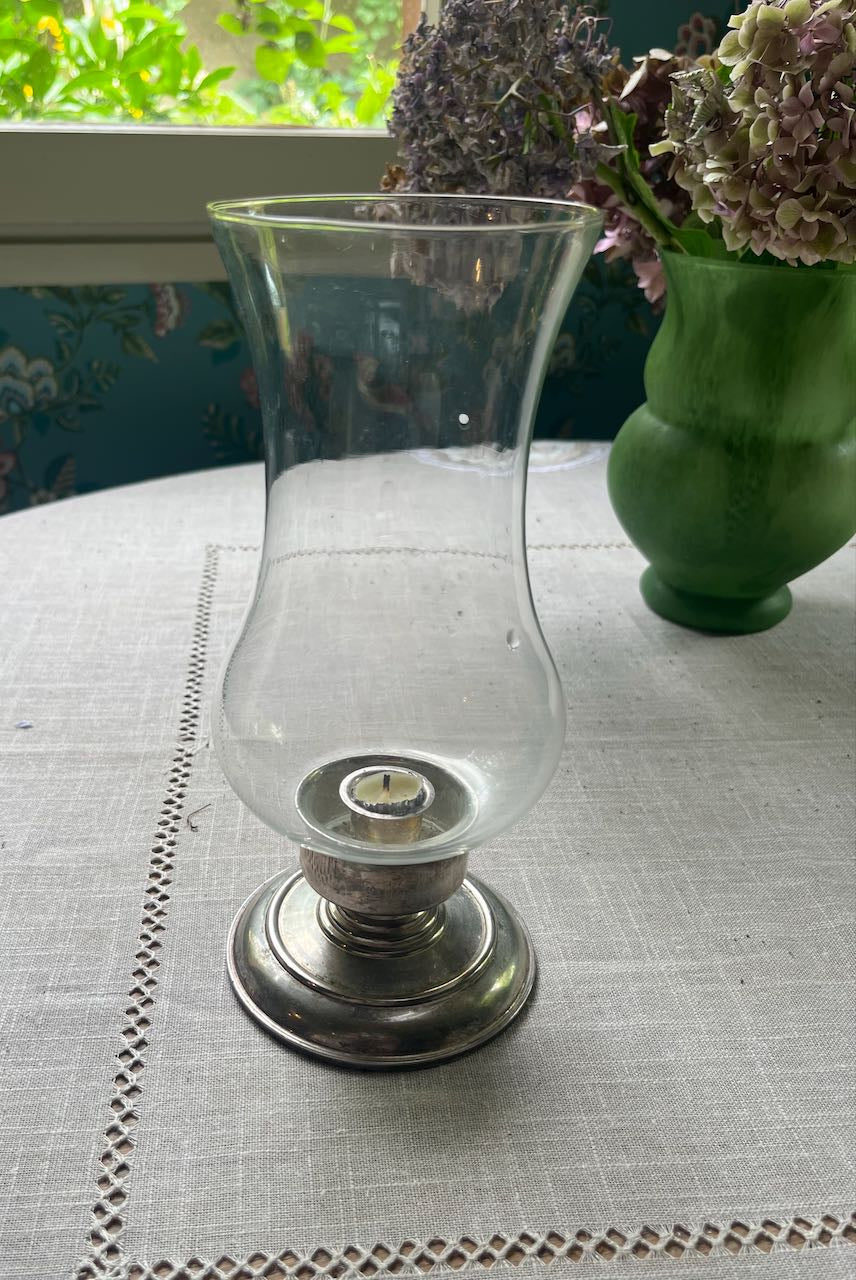 fa820 Small hurricane lamp silver plate bottom
