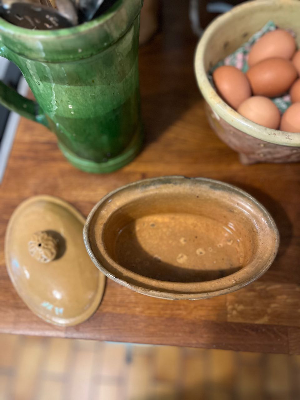 fa822 Small French antique tureen for pate