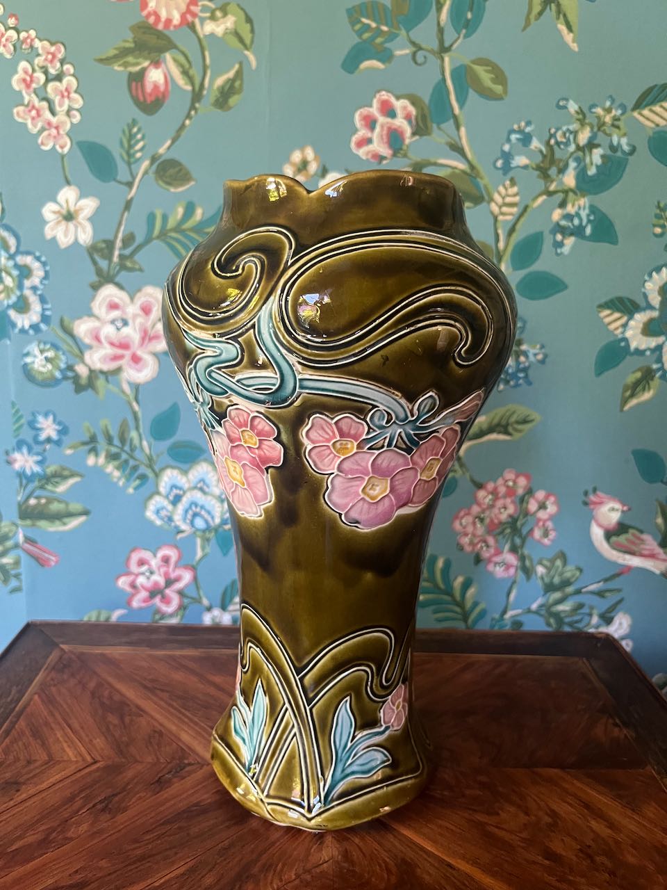 fa844 1920's perfect condition French vase from Gustave de bruyn