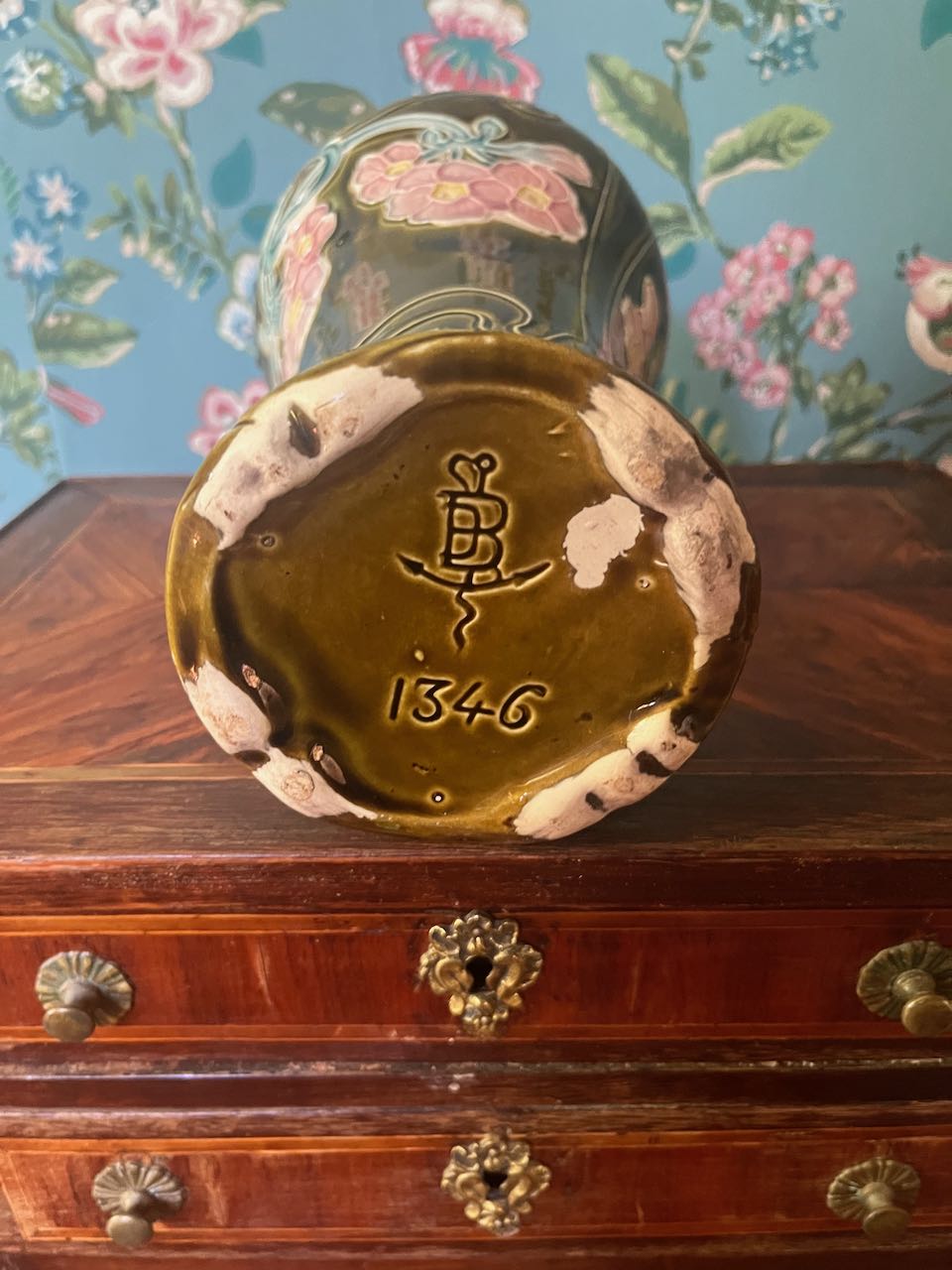 fa844 1920's perfect condition French vase from Gustave de bruyn