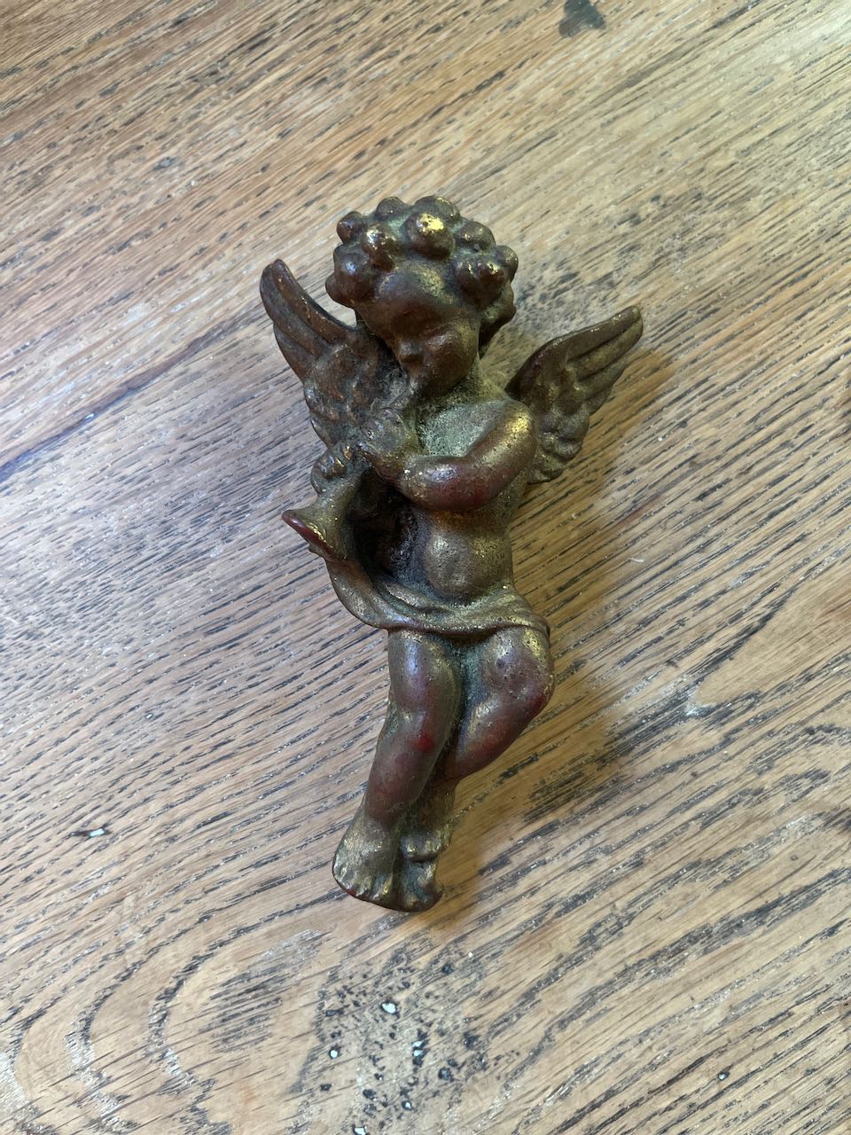 fa840 Small resin French vintage cherub , have 2