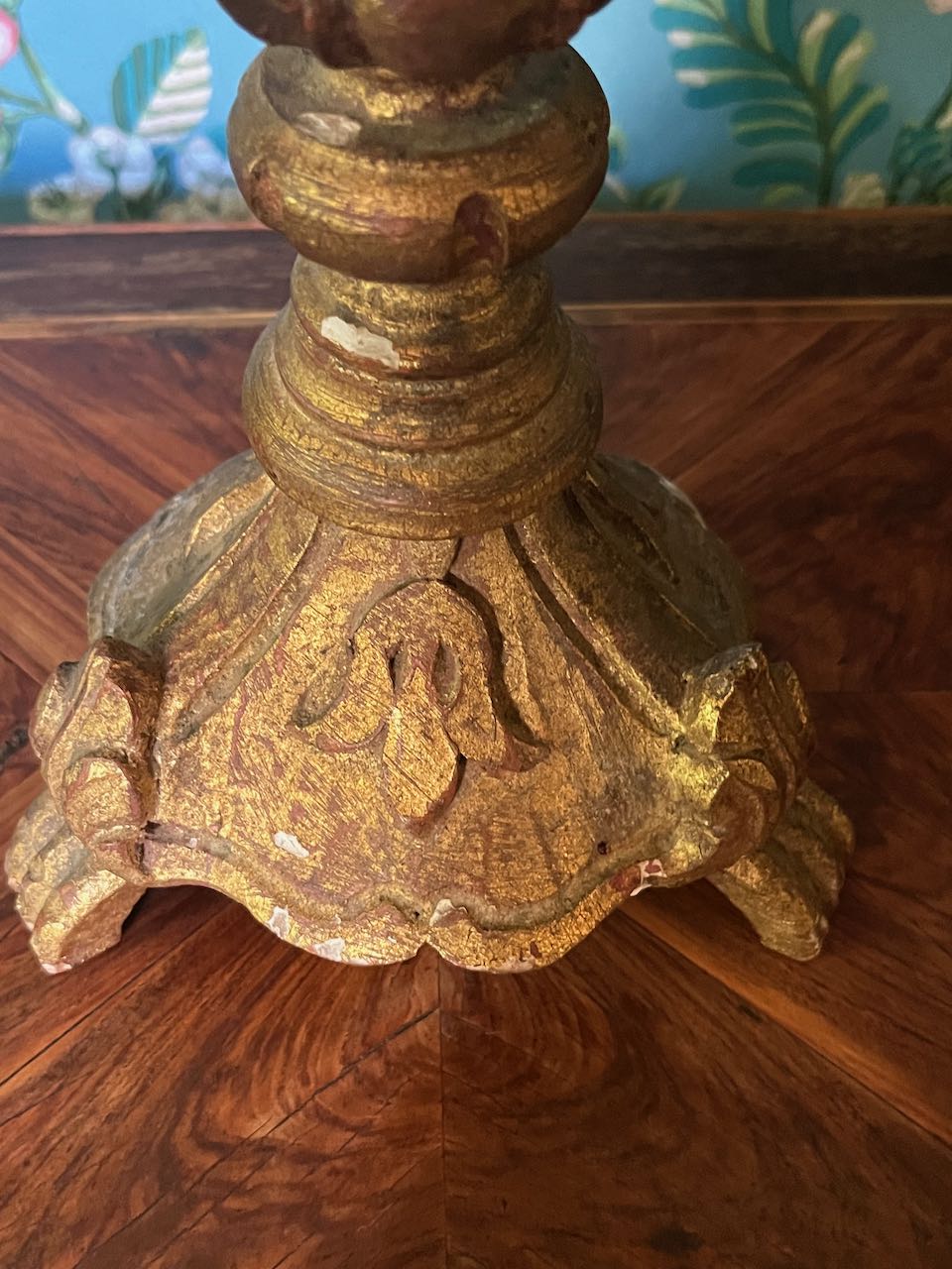 fa848 Gold French antique candelabra, 19th century, medium