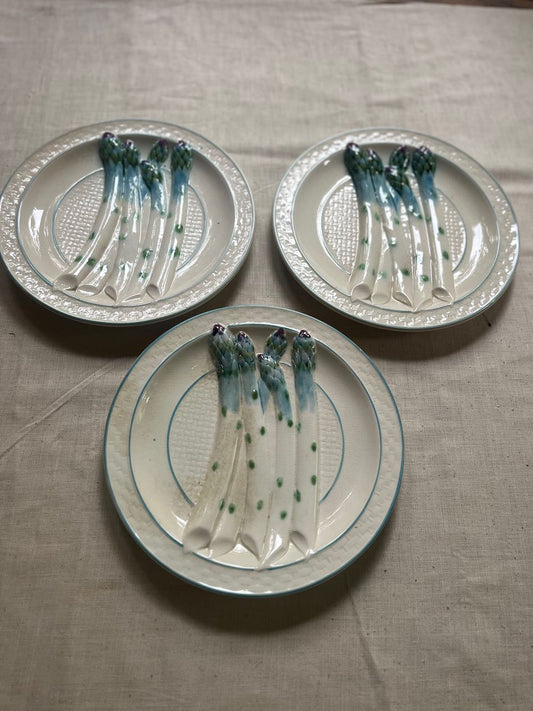 fa882 Beautifully decorated asparagus plate.