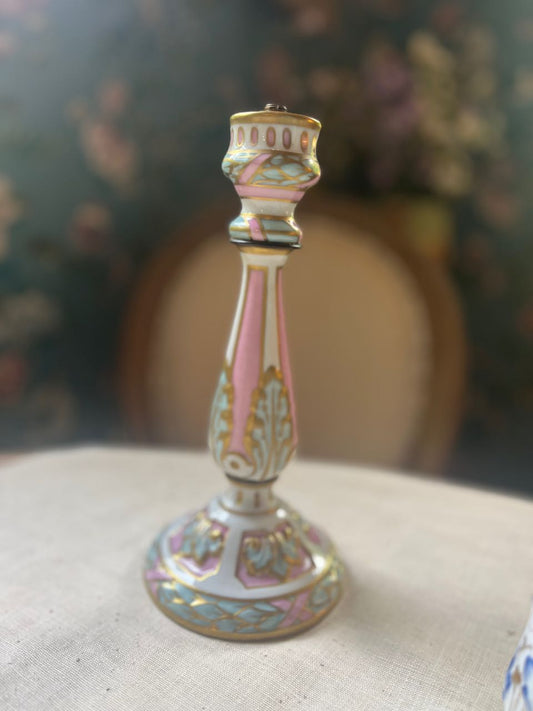 fa913 'Paris de porcelaine'  small candy lampbase or candle stand