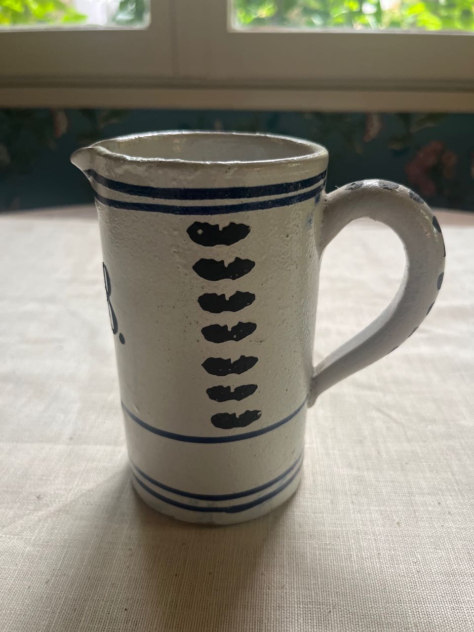 fa908 Stoneware Archer jug for beer