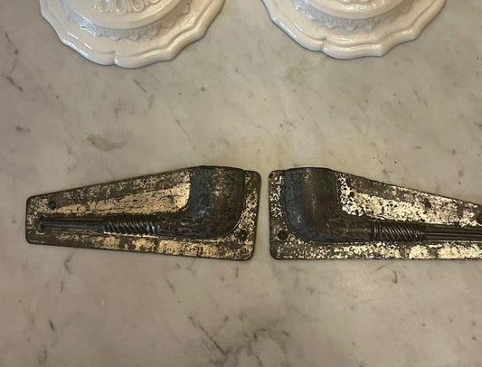 fa4740 metal vintage chocolate mould shaped as a pipe