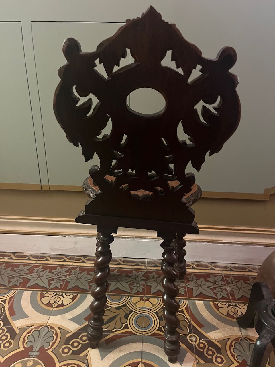 fa935 French antique Alsatian chair (from Alsace)