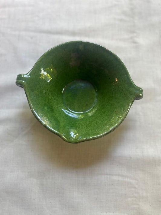 fa929 Smll green salad bowl with handles