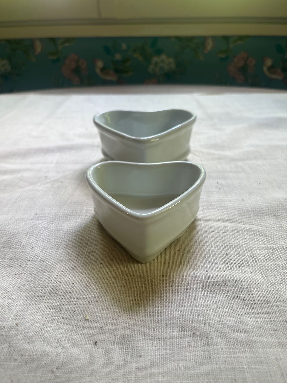 fa742 Ceramic heart dish, smaller of the 2
