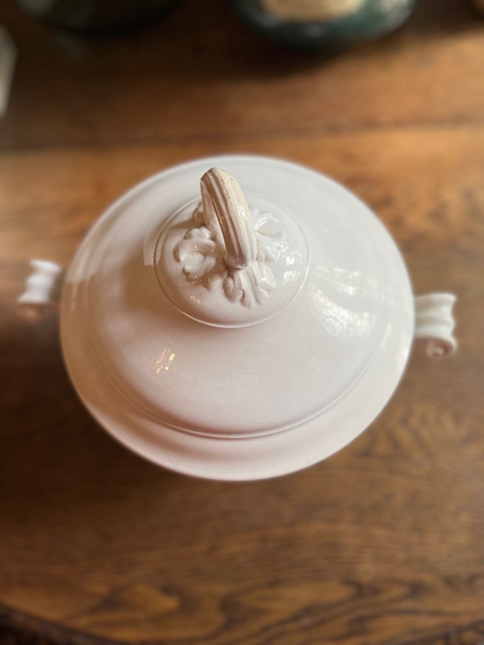fa4744 French antique tureen with lid