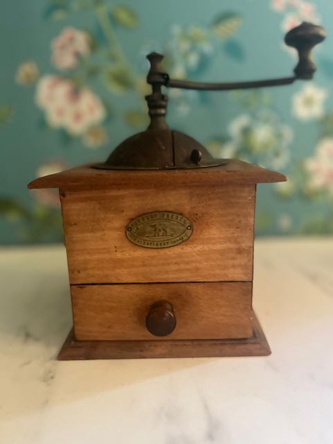 fa813 Large 1French antique coffee grinder , pepper grinder/coffee grinder, Peugeot