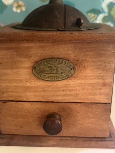 fa813 Large 1French antique coffee grinder , pepper grinder/coffee grinder, Peugeot