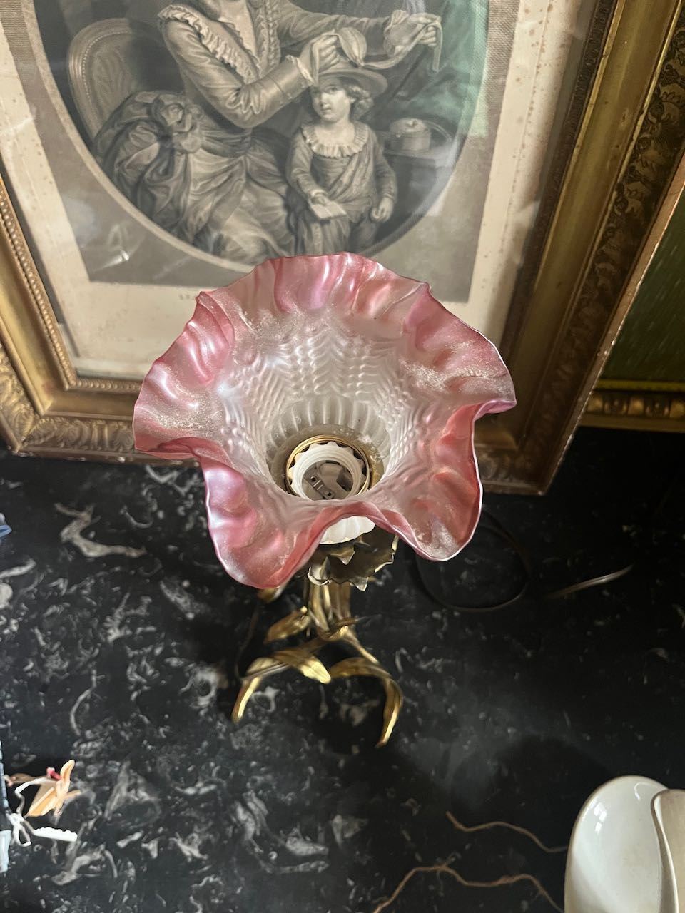 fa4899 French Pink tinged tulip glass lampshade with flower shaped lampbase