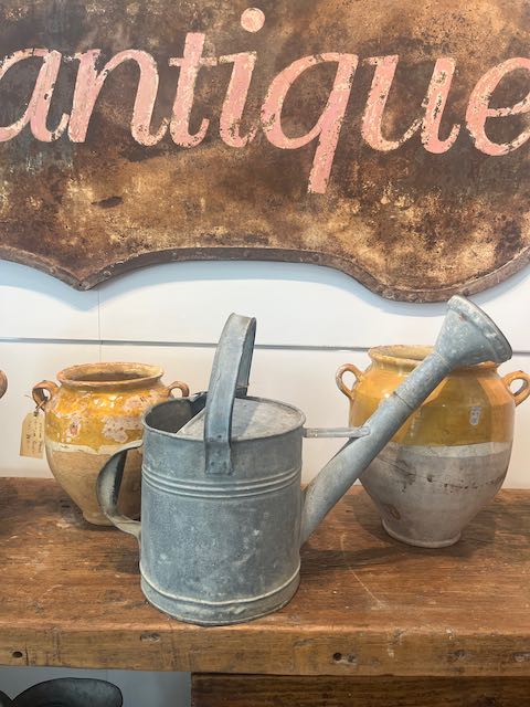 fa791 French vintage metal watering can