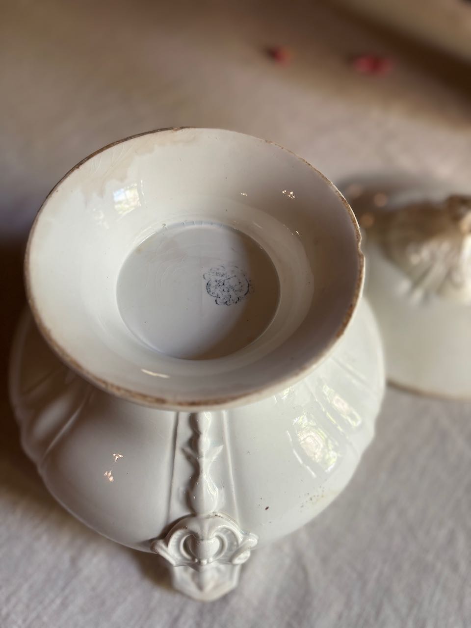 fa4850 Porcelain French Antique tureen