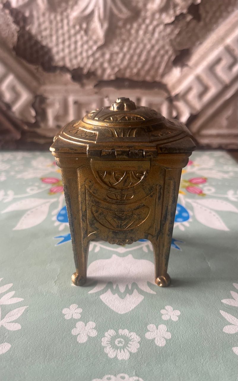 fa587 French antique jewellery box