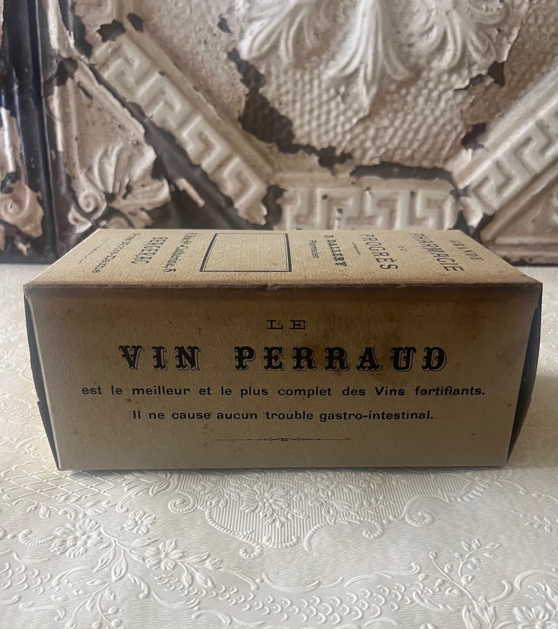 Antique french pharmacy cartons