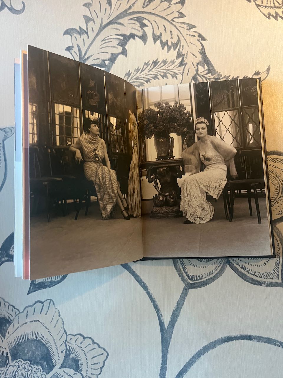 The Little Book of Chanel: The Story of the Iconic Fashion Designer (shop display stock)
