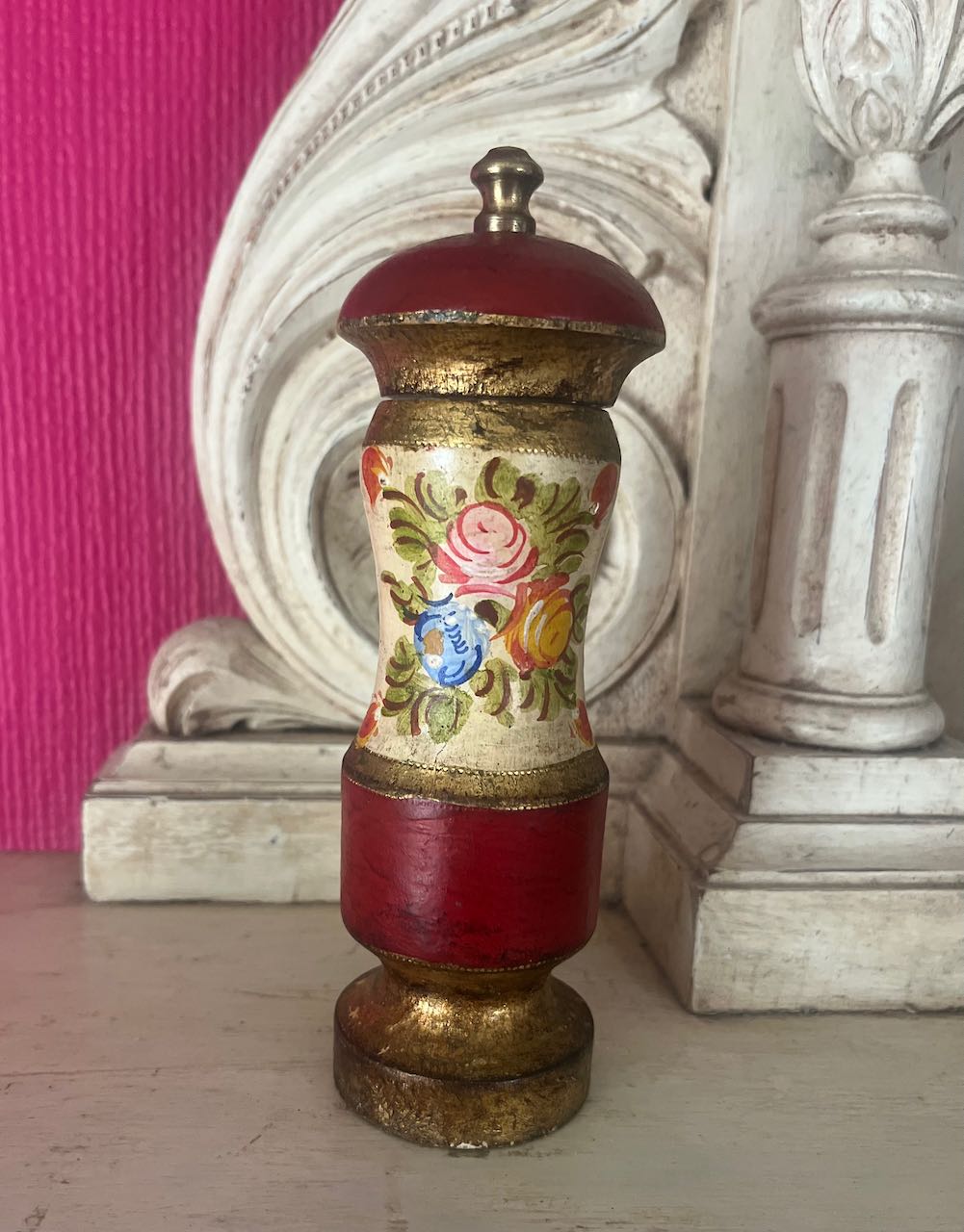 vintage hand-painted Italian Treen pepper milll, working order