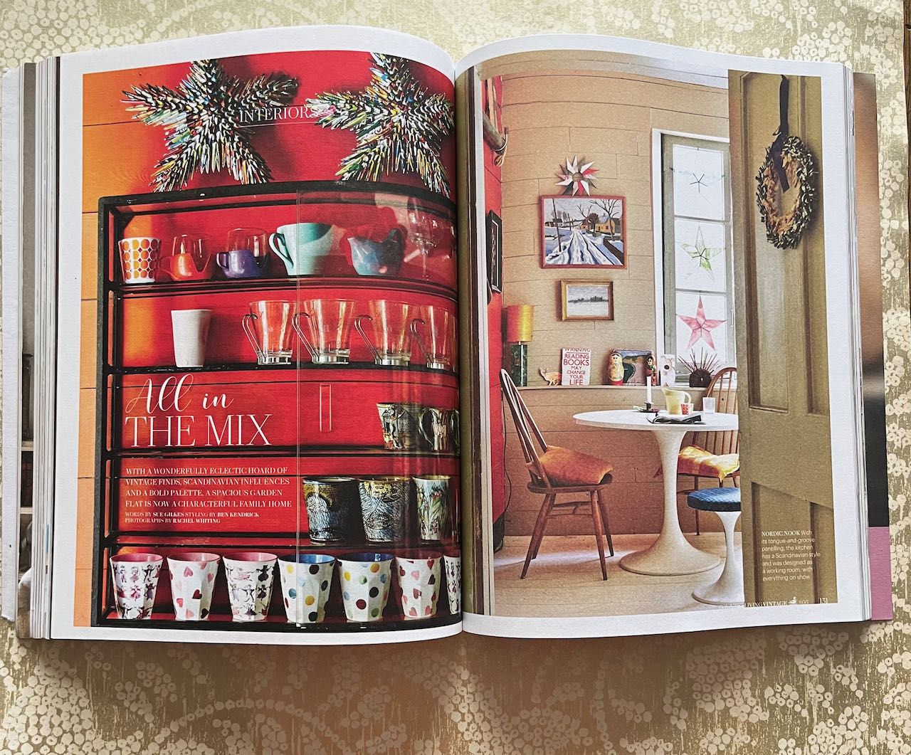 Country vintage living , (shop display book),