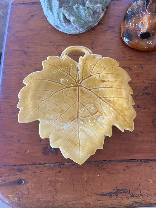 fa4912 Small French Grape leaf serving plate