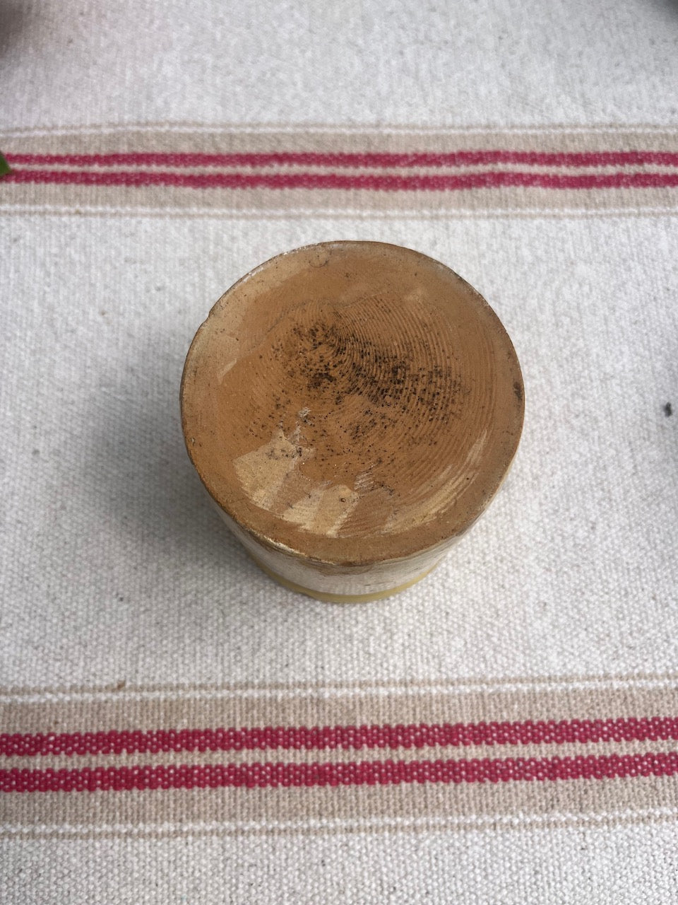 fa522 Buttery coloured Cermaic antique confiture (jam) pot, each