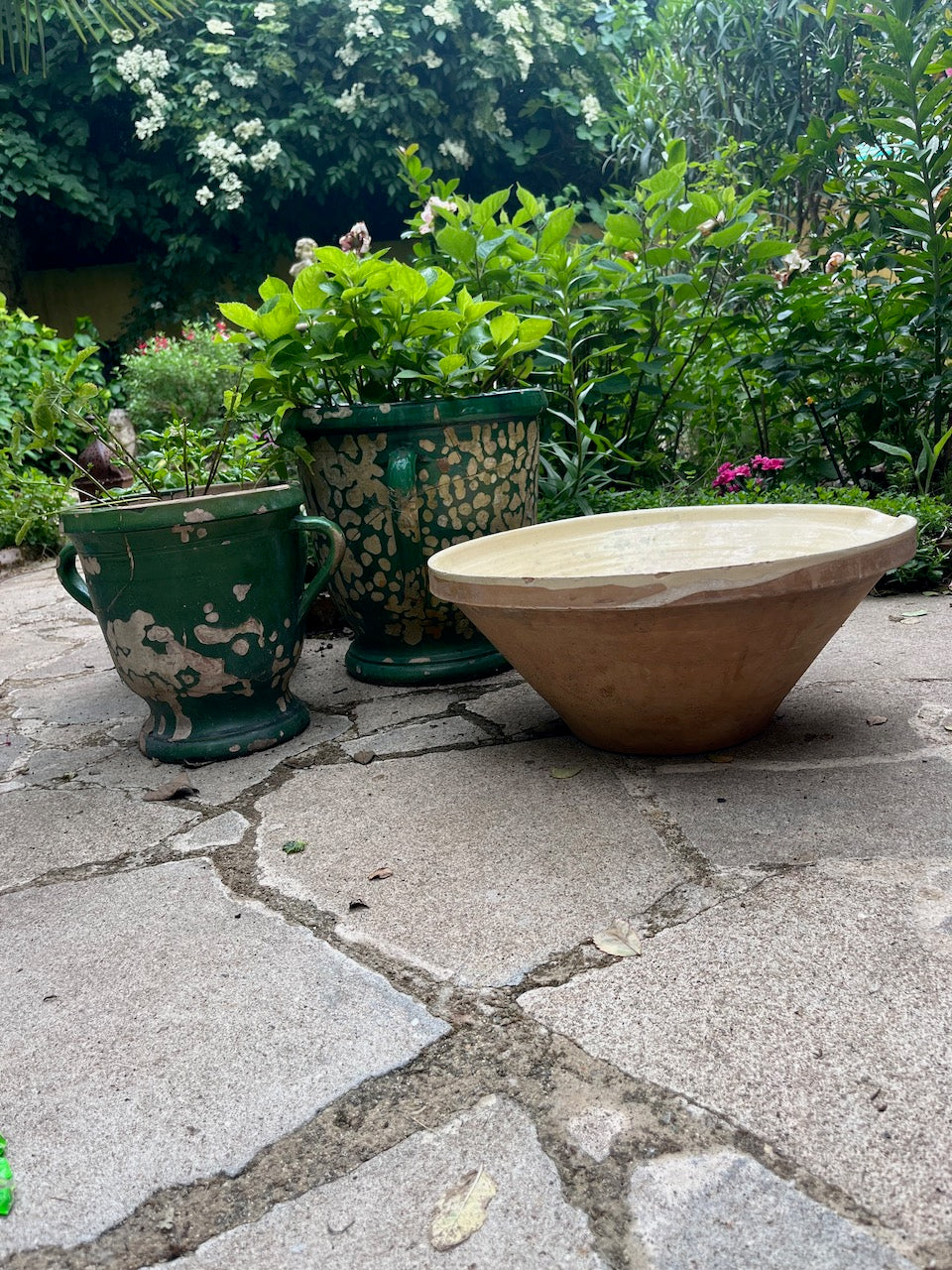 fa533 Large terracotta bowl with cream glaze