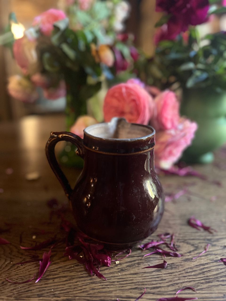 fa527 Treacle coloured French antique milk jug