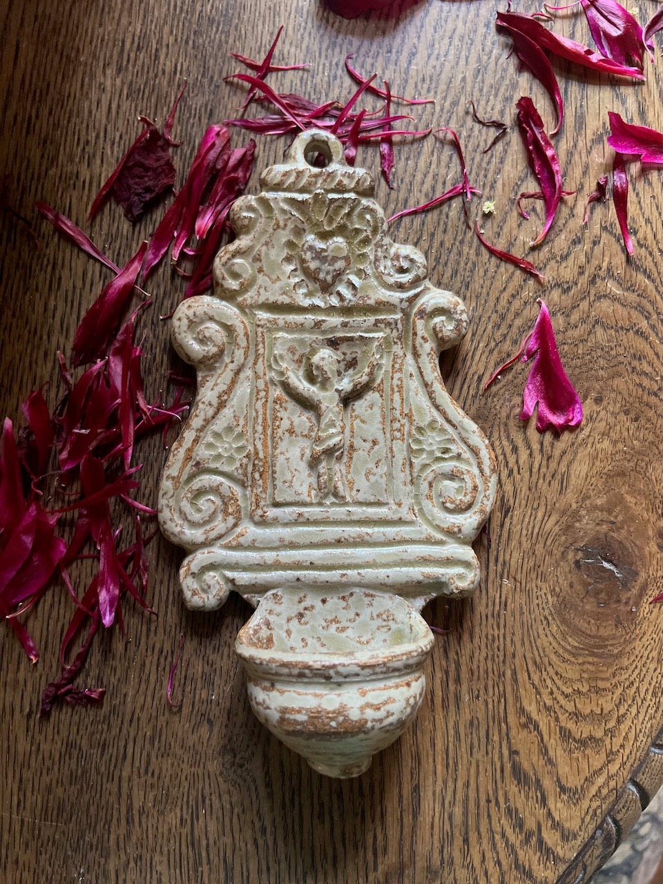 fa535 ceramic plaque/font with signature on back