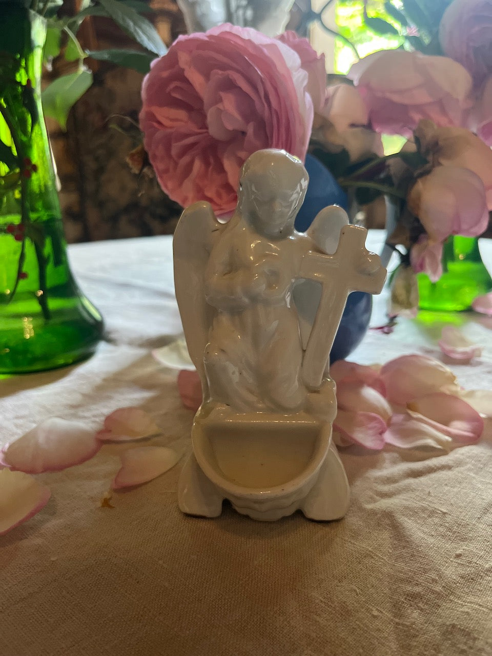 fa570 small French antique porcelain angel font