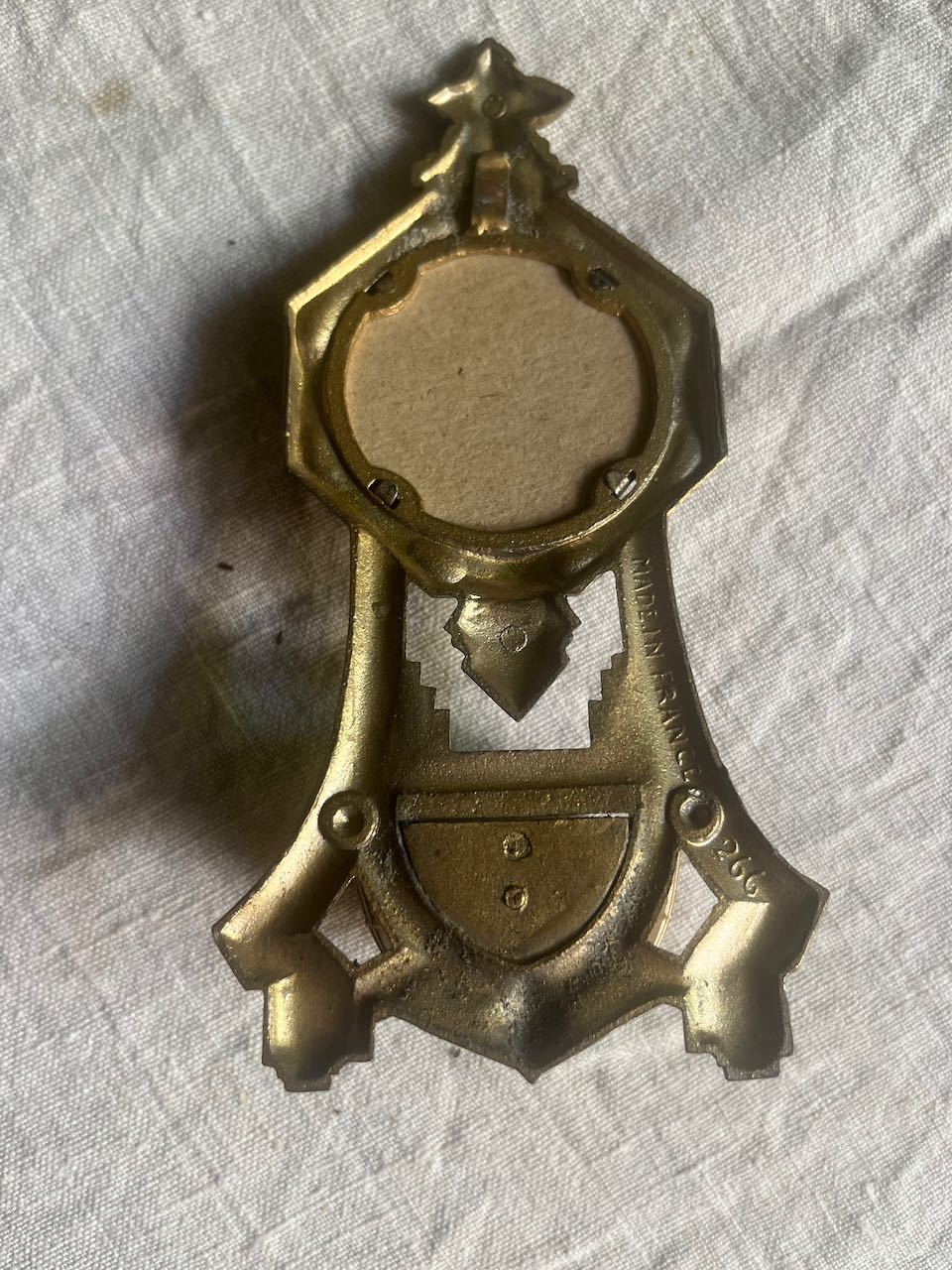 fa581 Small Metal font, French